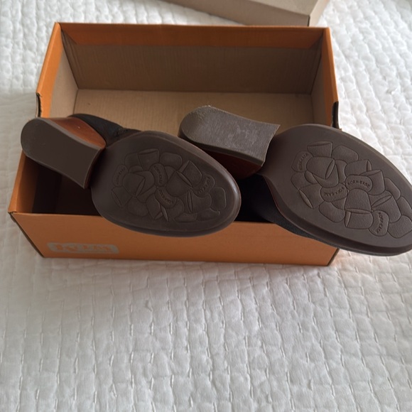 Kork ease wedge booties slightly worn 7.5 B - Picture 4 of 4